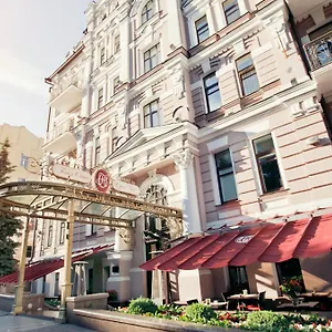 5* Hotel Opera
