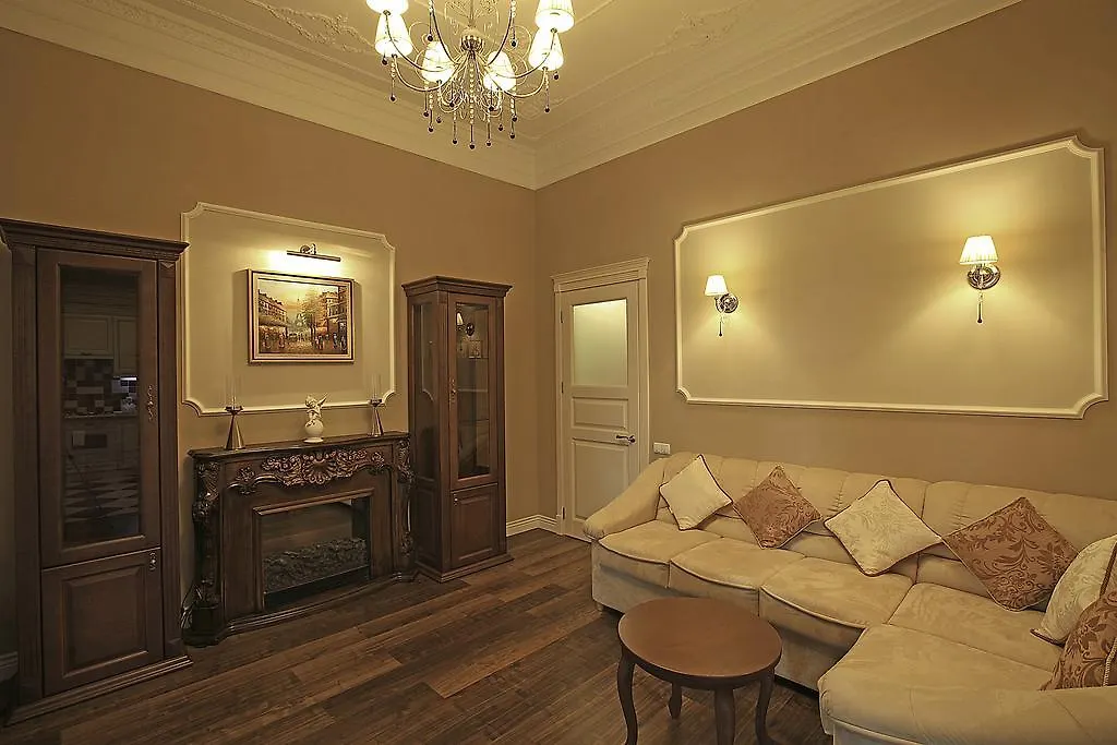 Kiev Centre Opera Apartments location
