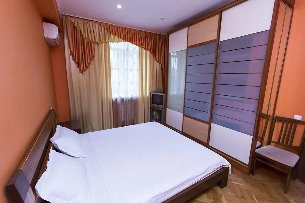 Kiev Centre Opera Apartments