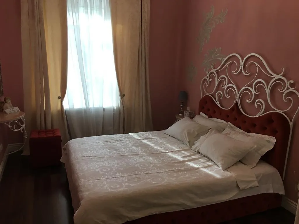 Kiev Centre Opera Apartments